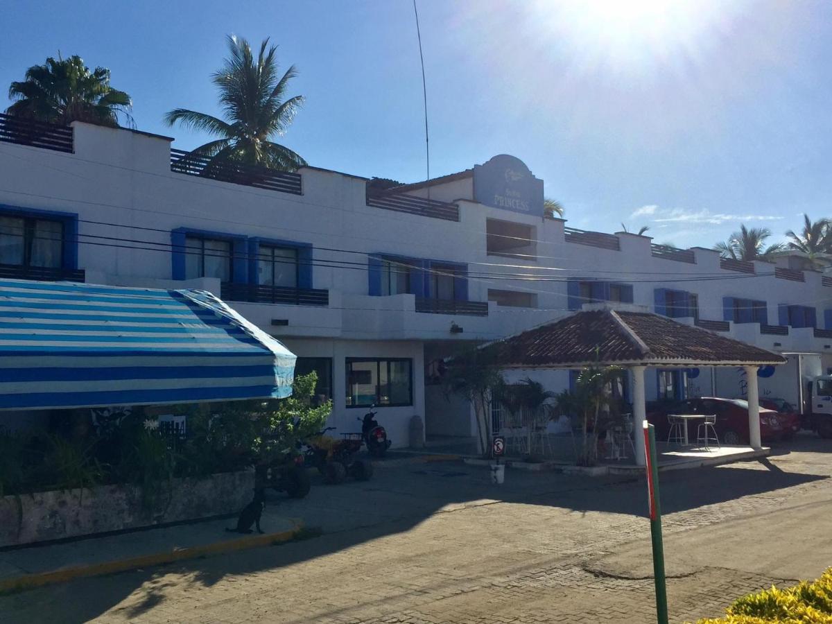 Suites Princess Bucerías Esterno foto